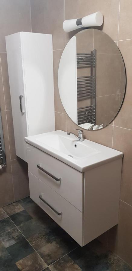 Apartman Greenside Michalovce Exterior foto